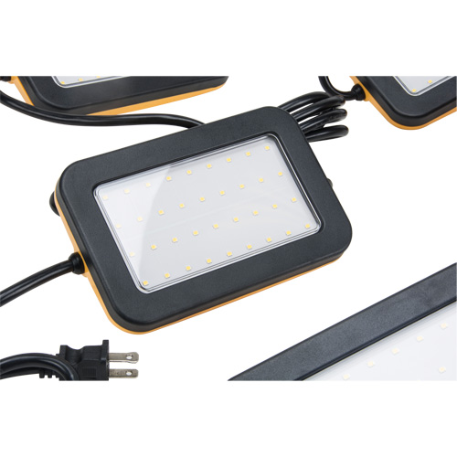 Chaîne de baladeuses DEL, 5 Lumi&egrave;res, 50' lo, Boîtier en Plastique Oxymax Inc