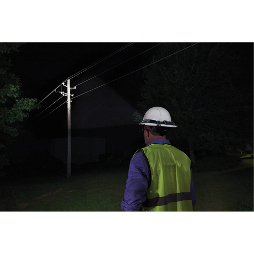 Lampe frontale &agrave; faisceau large/concentr&eacute; et &agrave; s&eacute;curit&eacute; intrins&egrave;que, DEL, 310 lumens, 40 hres de fonctionnement, piles AAA Oxymax Inc