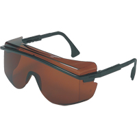 Lunettes de s&eacute;curit&eacute; Uvex Astrospec OTG 3001, Lentille Grise/fum&eacute;e, Anti-&eacute;gratignures, ANSI Z87+/R&eacute;pond ou surpasse la norme CSA Z94.3 Oxymax Inc