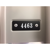 Plaque numérotée pour casier FL639 | Oxymax Inc