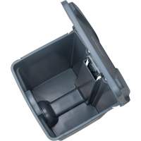 Step-On Garbage Can, Plastic, 12 US gal. Capacity Oxymax Inc
