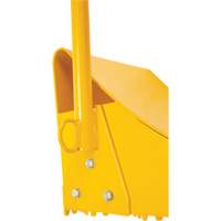 Ice Chock with Ergonomic Handle, Steel, Yellow, 8-1/16" W x 10-5/8" D x 8-13/16" H Oxymax Inc