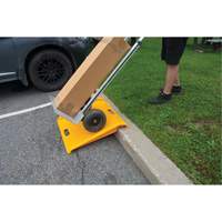 Portable Poly Hand Truck Curb Ramp, 1000 lbs. Capacity, 27" W x 27" L Oxymax Inc