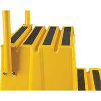 Escabeau industriel, 4 marches, 44" x 22-1/4" x Hauteur 65-1/8" Oxymax Inc