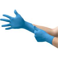 Disposable Gloves, Small, Nitrile, 5-mil, Powdered, Blue Oxymax Inc