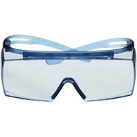 Lunettes de s&eacute;curit&eacute; s&eacute;rie 3700 SecureFit, Lentille Bleu, Antibu&eacute;e, ANSI Z87+/R&eacute;pond ou surpasse la norme CSA Z94.3 Oxymax Inc