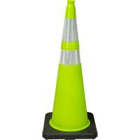C&ocirc;ne de signalisation de premi&egrave;re qualit&eacute;, 36", Vert lime, Bande(s) r&eacute;fl&eacute;chissante(s) 4" & 6" Oxymax Inc