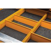 Chariot &agrave; outils &eacute;lectrique, 11 tiroirs, 42-1/2" la x 24-7/16" p x 41" h, Noir/Orange Oxymax Inc