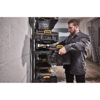 Grande boîte &agrave; outils ToughSystem 2.0, 21-3/4" x 14-3/4" x 12-3/8", Noir Oxymax Inc