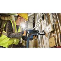 Marteau rotatif SDS-Plus, 1-1/8", 8 A, 0-4000 Coups/min, 0-900 Tr/min, 2,4 lb-pi. Oxymax Inc