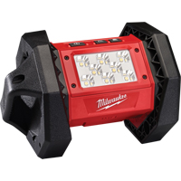 M18 ROVER Flood Light, LED, 8 W, 1500 Lumens, Rubber Housing Oxymax Inc