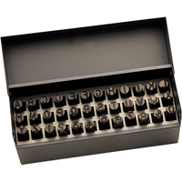 Jeu de lettres et num&eacute;ros pour estampage &agrave; la main, 36 morceaux Oxymax Inc