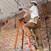 Step Ladder, 12', Fibreglass, 375 lbs. Capacity, Type 1AA Oxymax Inc